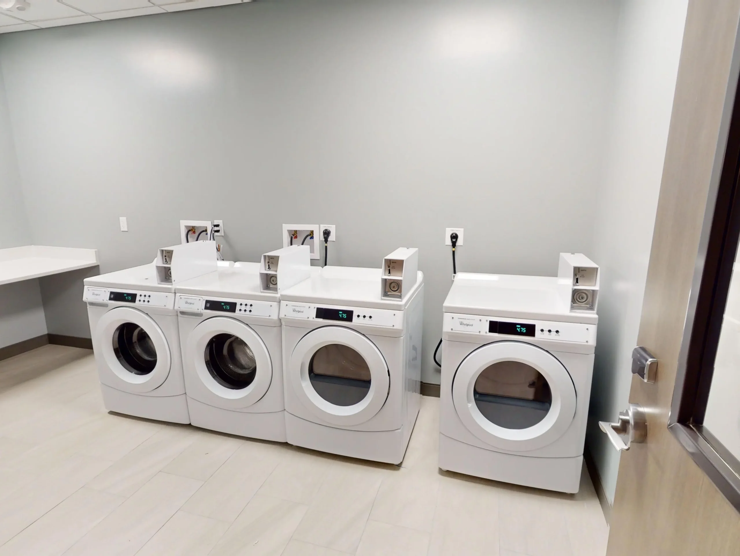 Laundromat Services Near Little Village Chicago – Convenient Laundry Services