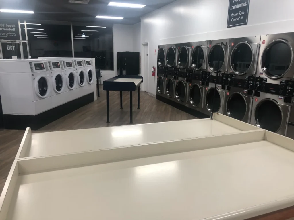 Drop Off Laundry Service Near Me vs. Pick Up Laundry Service Near Me: Which Fits Your Week?
